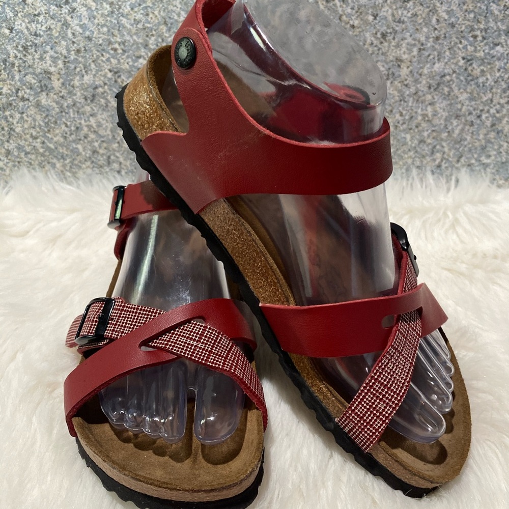 Birki’s by Birkenstock